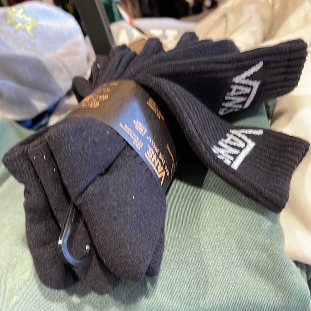 Vans Socks 3 pairs set CREW VANS.
"OFF THE WALL" Black/White
NWT - Picture 3 of 16